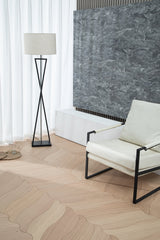 YXX05 image 1